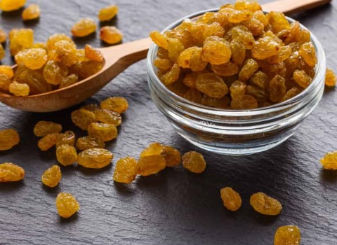 تصویر 1 از خرید و قیمت کشمش طلایی درجه یک + فروش صادراتی